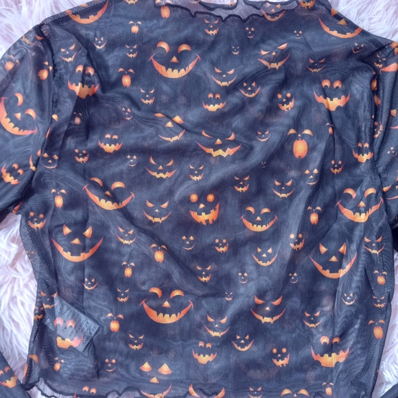 Jack-o-lantern sheer crop top! So cute 😍 nwot! - Picture 3 of 7